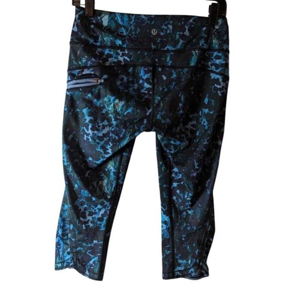 LULULEMON ATHLETICA Run Top Speed Crop 'Full- On Luxtreme' Size 6 - Picture 5 of 5